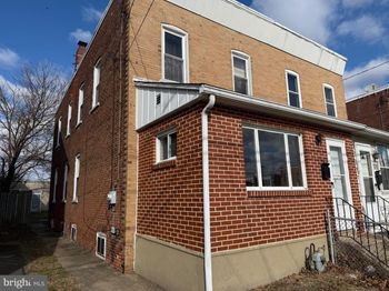 1314 E 11TH Street