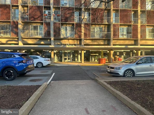 800 4TH Street SW S325, Washington DC 20024