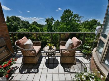100 Breyer Drive