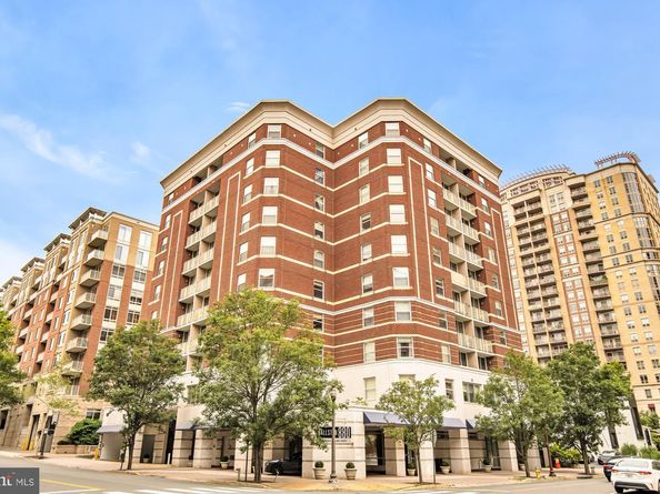880 N Pollard Street 801, Arlington VA 22203