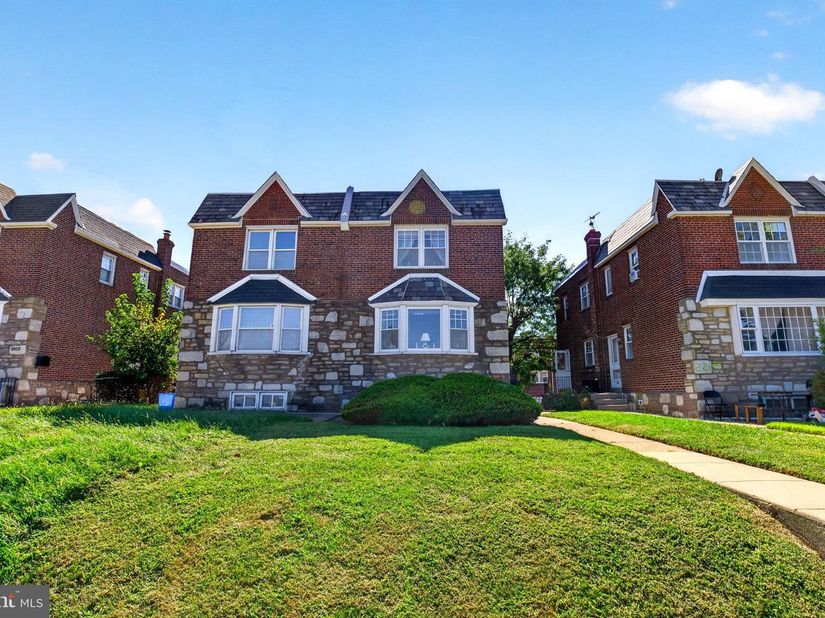2208 Stanwood Street, Philadelphia PA 19152