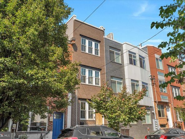 2208 Amber Street, Philadelphia PA 19125