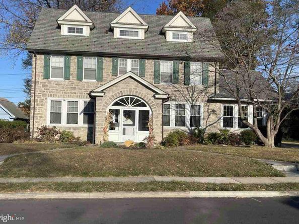 455 Irvington Road, Drexel Hill PA 19026