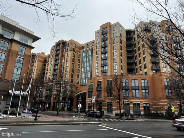 2720 S Arlington Mill Drive 915, Arlington VA 22206