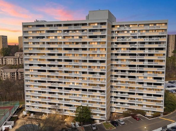 6101 Edsall Road 1107, Alexandria VA 22304