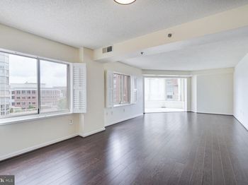 2151 Jamieson Avenue