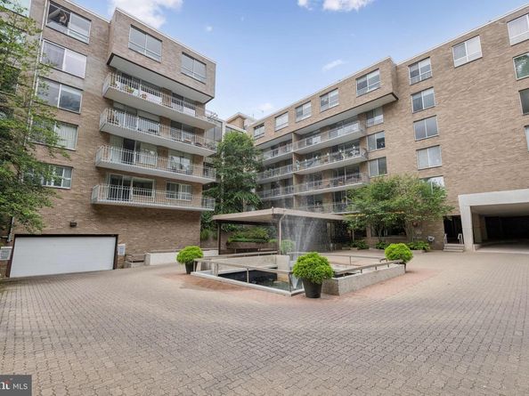 4100 Cathedral Avenue NW 406, Washington DC 20016