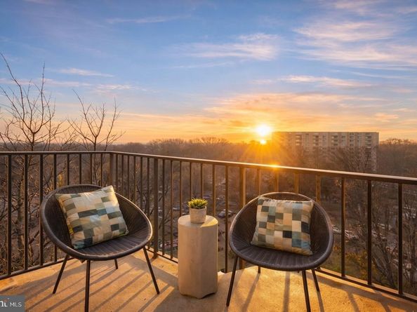 2311 Pimmit Drive 603, Falls Church VA 22043