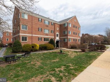 820B S Washington Street