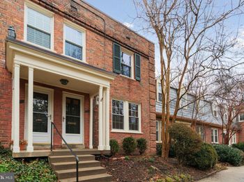 1415 S Barton Street S