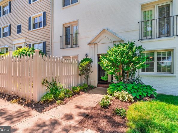 4635 28TH Road S A, Arlington VA 22206