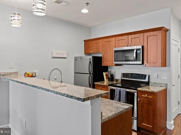 1811 Chestnut Street 301, Philadelphia PA 19103