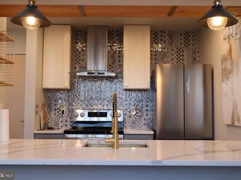 1601 Spring Garden Street