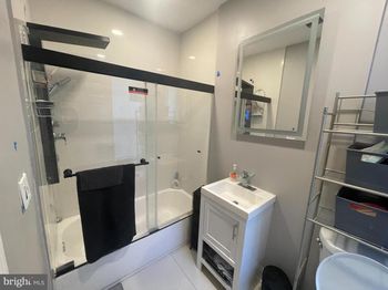 7119 Woodland Avenue