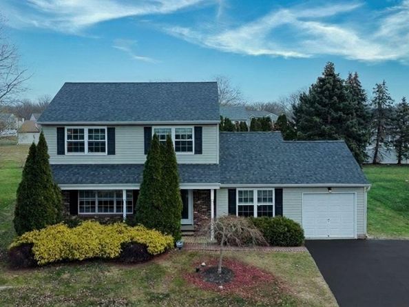 292 Hollow Branch Lane, Yardley PA 19067