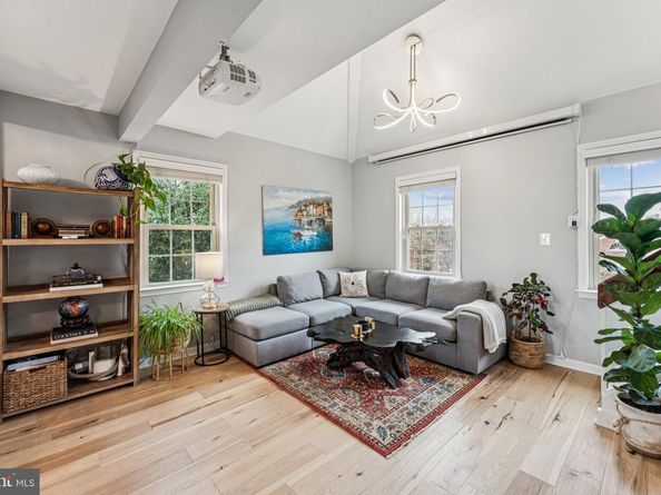 509 Bashford Lane 6, Alexandria VA 22314