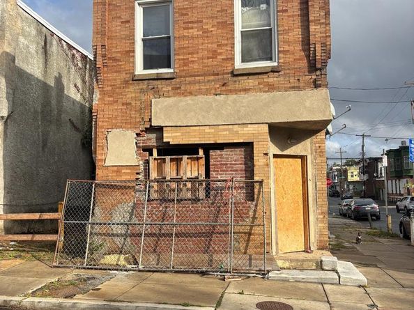 2501 N Corlies Street, Philadelphia PA 19132