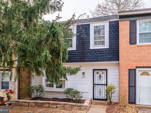 920 Windsor Court, Sterling VA 20164