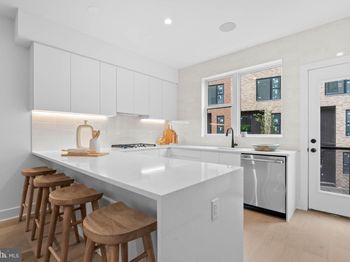 656 Fairmount Avenue