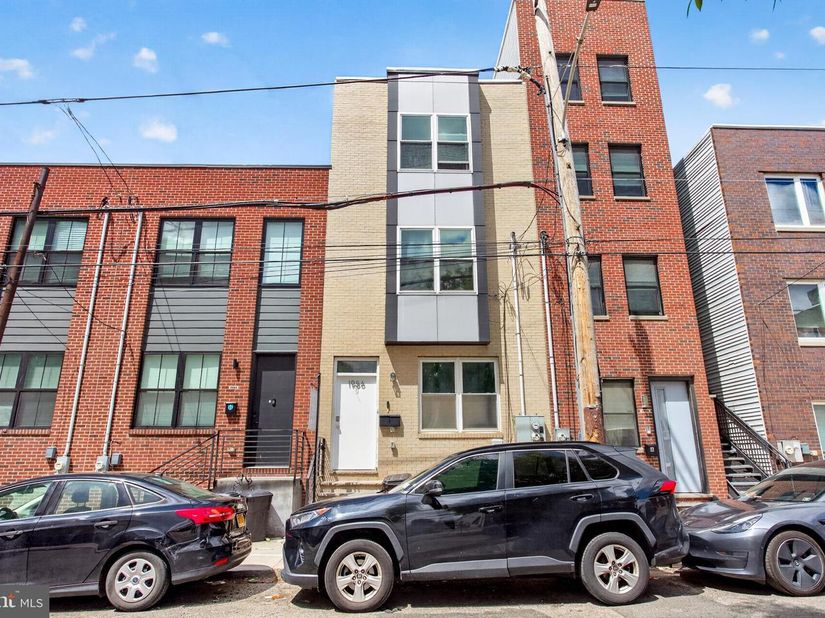 1956 N 8TH Street, Philadelphia PA 19122