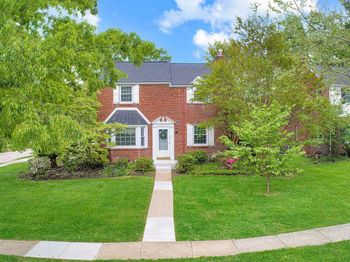 1522 James Road