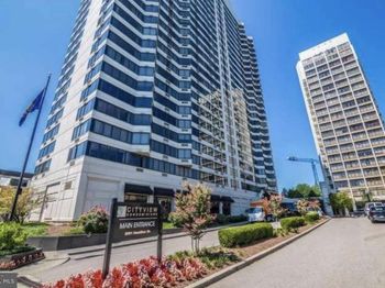 2001 Hamilton Street