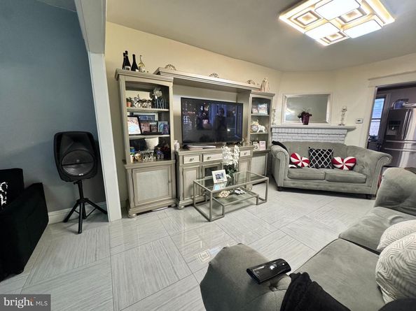 3322 Wellington Street, Philadelphia PA 19149