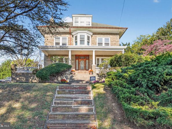 580 Wigard Avenue, Philadelphia PA 19128