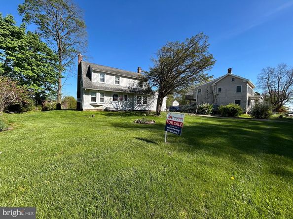 2415 2nd Street Pike, Newtown PA 18940