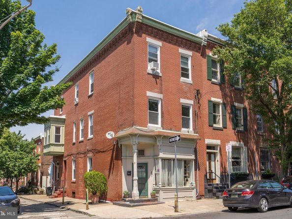 2427 Brown Street, Philadelphia PA 19130