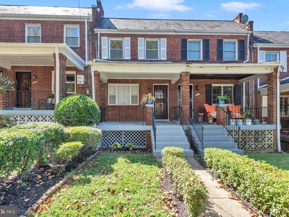 1527 Montana Avenue NE, Washington DC 20018