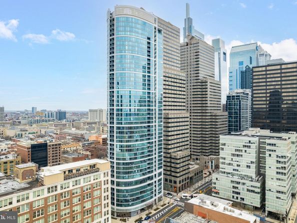 2101 Market Street 305, Philadelphia PA 19103