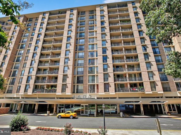 4600 S Four Mile Run Drive 421, Arlington VA 22204