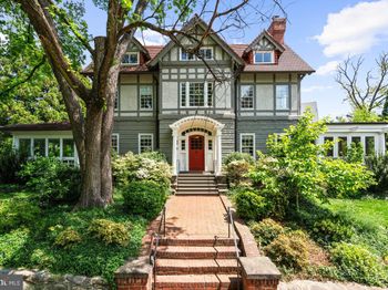 3101 Highland Place NW