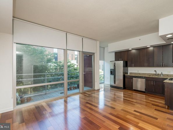 22 S Front Street 305, Philadelphia PA 19106