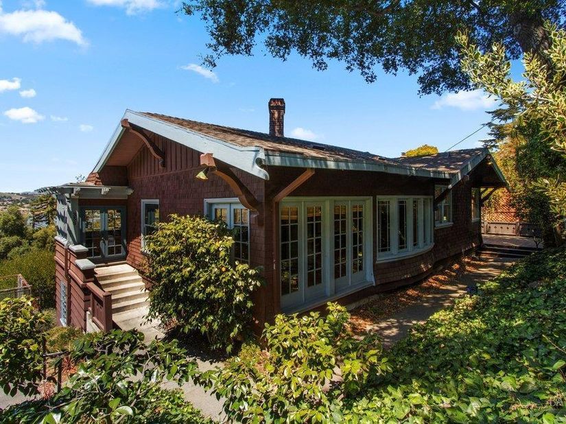 356 Alexander Street, Crockett CA 94525