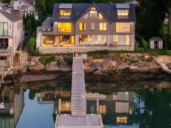 58 Shore Road