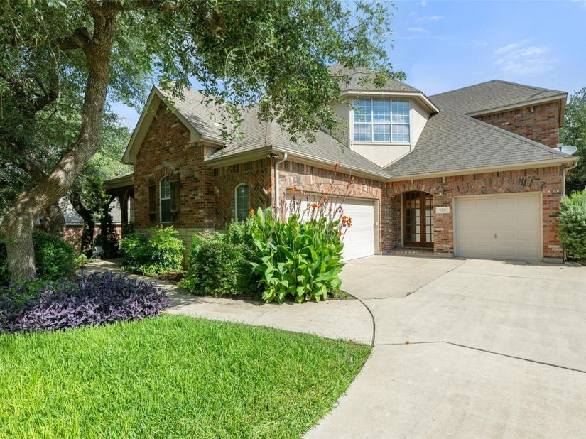 2238 Fernspring DR, Round Rock TX 78665