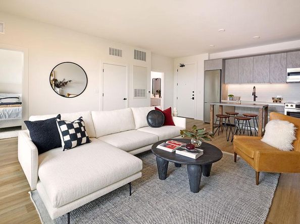 4315 S Congress Ave 302, Austin TX 78745