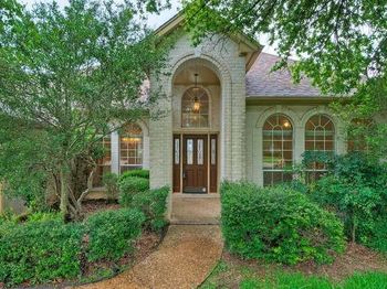8703 Bluegrass DR