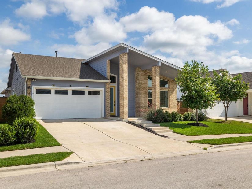 8204 Silhouette ST, Austin TX 78744