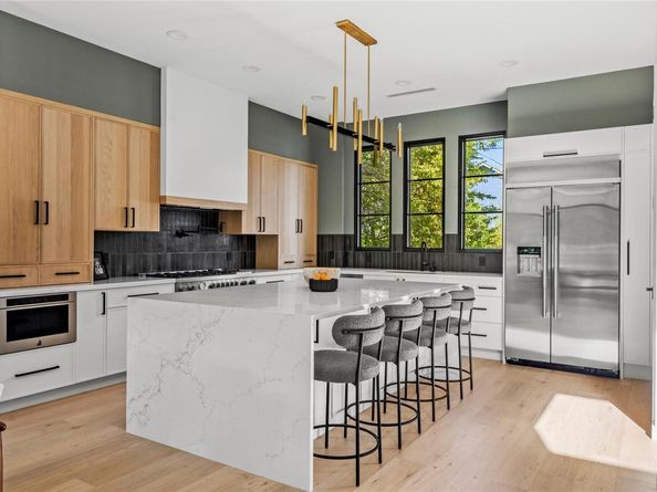 705 E 50th ST, Austin TX 78751