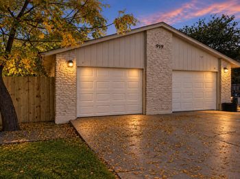 919 Fieldwood DR