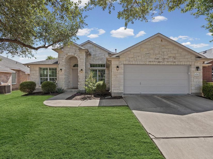 6801 Cromarty LN, Austin TX 78754