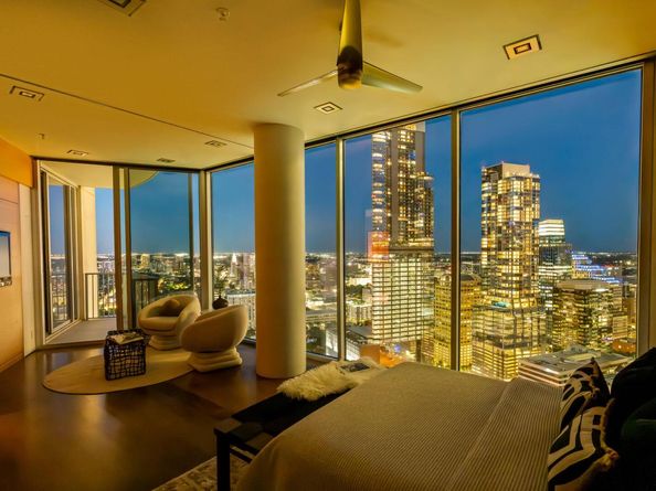 360 Nueces ST 4211, Austin TX 78701