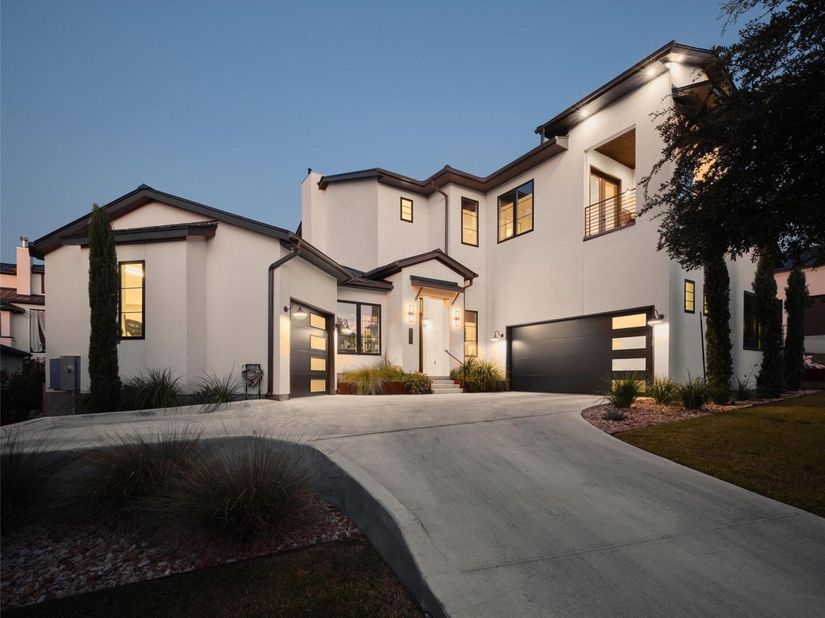 706 Crestone Stream DR, Austin TX 78738