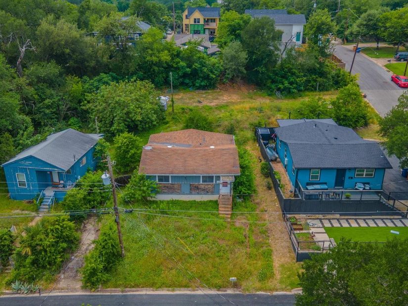1410 Luna ST, Austin TX 78721