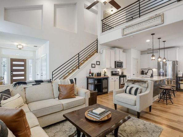 2003 Hermia ST 57, Austin TX 78741