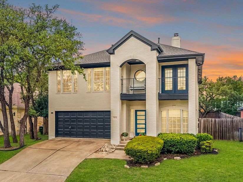 6804 Gabion DR, Austin TX 78749