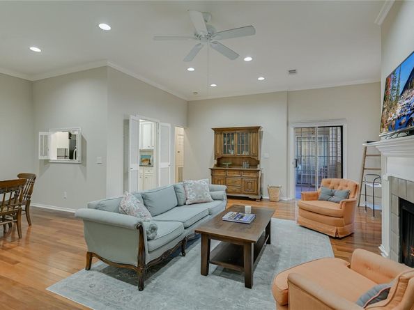 1502 W 5th ST H2, Austin TX 78703